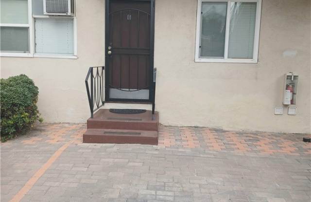 465 W Windsor photos photos