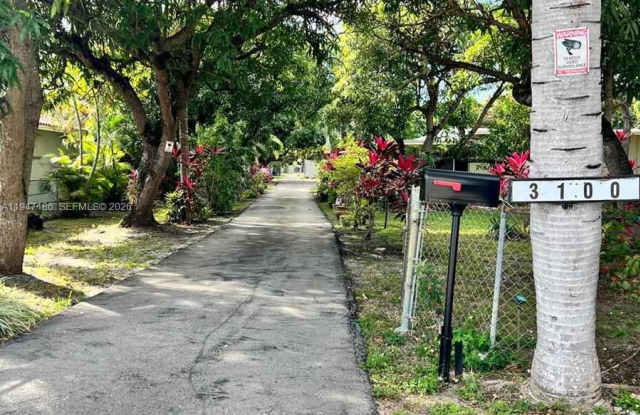 3100 Southwest 97th Avenue photos photos