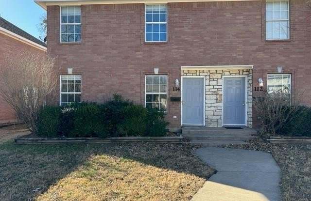 112 S Holly Street photos photos