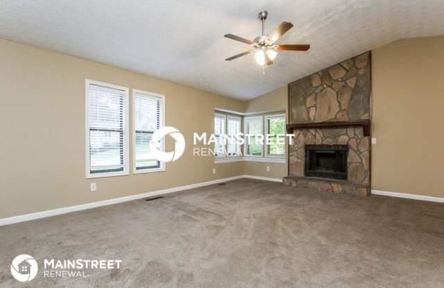 2490 Deerfield Drive Gallery 2