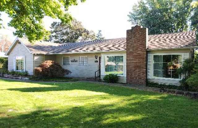 Spacious 3 Bedroom, 2 Bath Home on Private Gated Lot – Landscaping  Utilities Included! photos photos