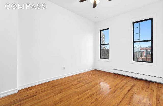 326 East 11th Street photos photos