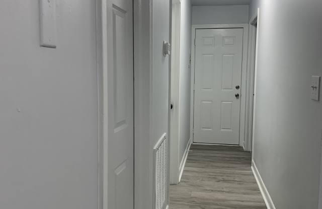 2108 Weddington Road - B Gallery 2