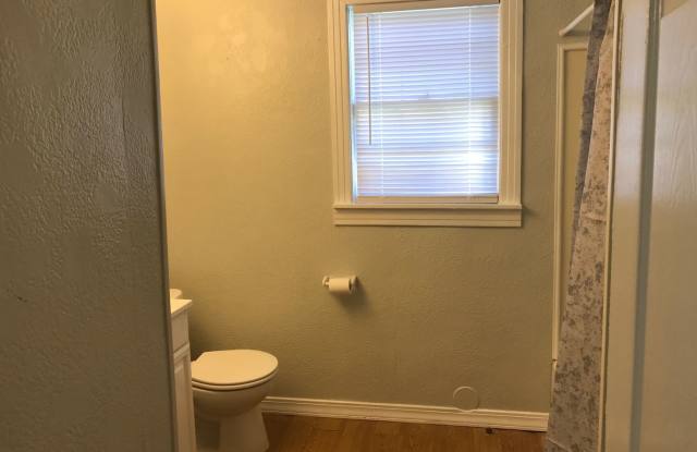 2BR/1BA in Bossier City - 1225 Dudley Lane, Bossier City, LA 71112