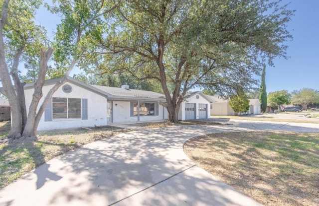 2807 Maxwell Dr Gallery 2
