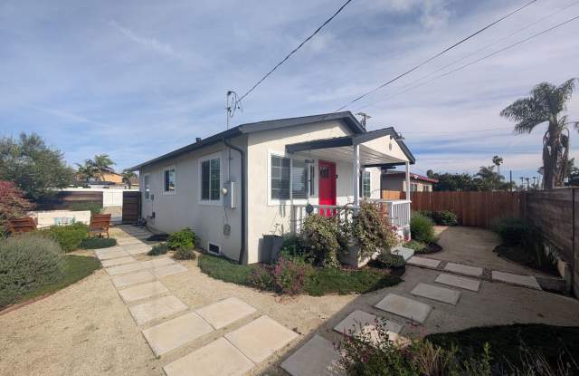 Beautifully Renovated 2 Bedroom in Oceanside! photos photos