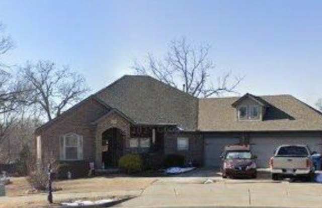 2003 NE Oak Trail Road photos photos