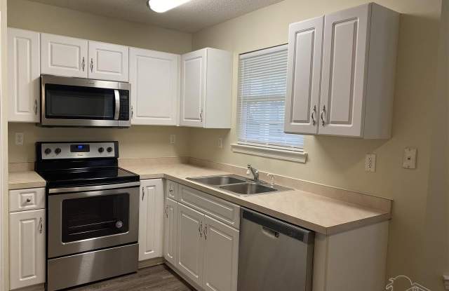 460 Apple Dr Gallery 3