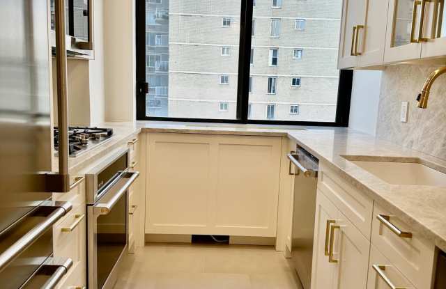210 East 65th Street - 210 East 65th Street, New York City, NY 10065