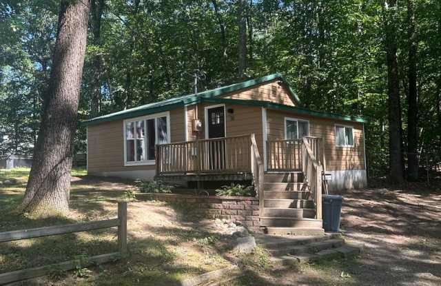 Great location with deeded access to Bauneg Beg Pond - 38 Sunny Lane, Sanford, ME 04073