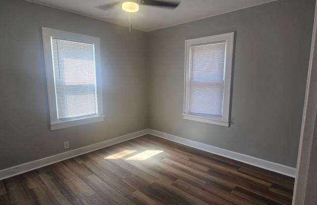 2115 W 8th Street photos photos