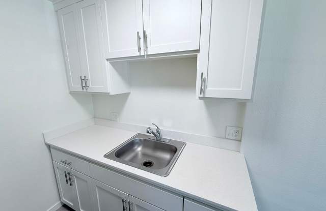 Pet Friendly 1 bed unit for rent in South Lake Tahoe Gallery 3