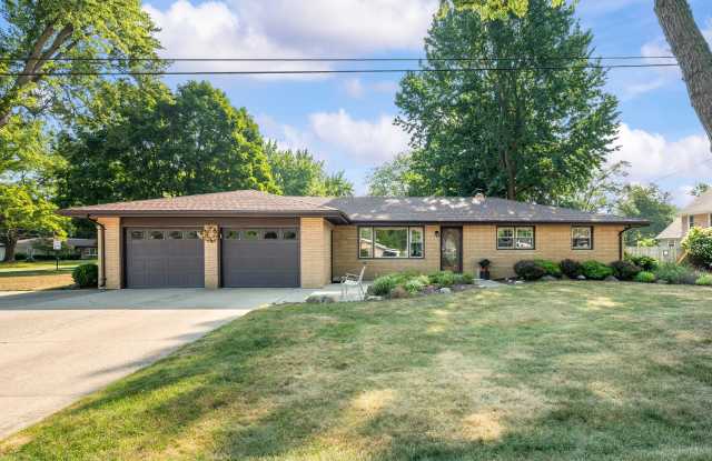 1686 N Teakwood Dr photos photos