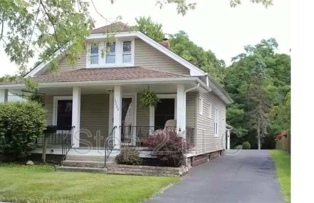 1333 Caryl Drive - 1333 Caryl Drive, Bedford, OH 44146