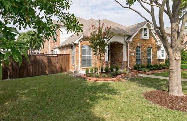 7561 Ravenhill Drive Gallery 2