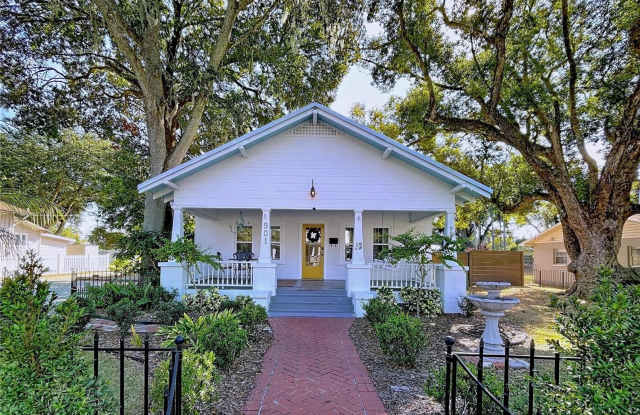 Timeless Bungalow located in the heart of Plant City Historic District photos photos