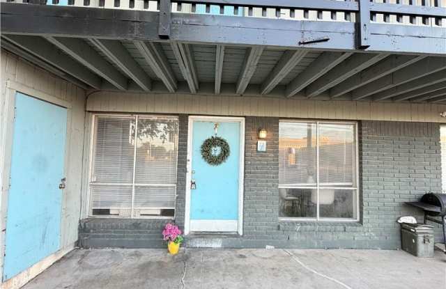 3249 S Staples Street Gallery 1