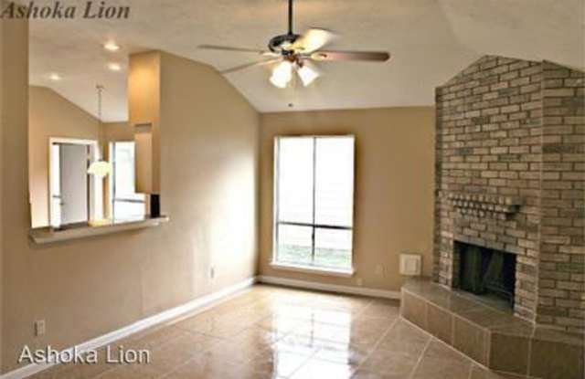 11706 Spring Grove Dr Gallery 2