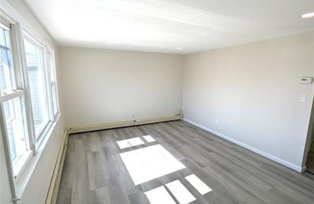 228 Cleveland Avenue Gallery 3
