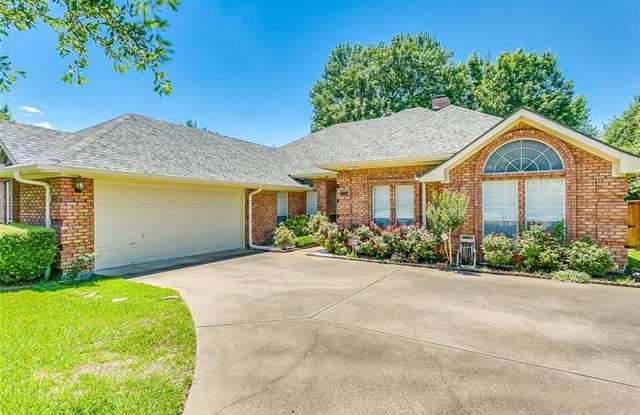 2705 Foxcreek Drive - 2705 Foxcreek Dr, Richardson, TX 75082
