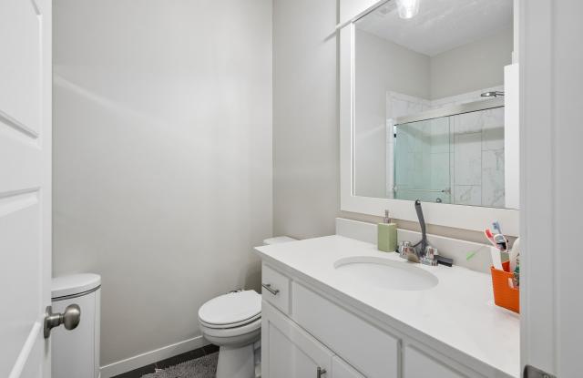 17165 West 164th Terrace Gallery 4