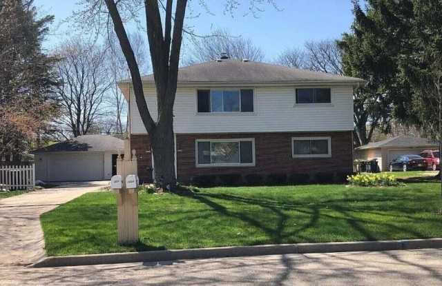 1531 N 116th St photos photos