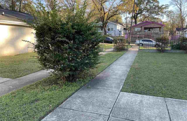 3420 - C 17TH AVE - 3420 17th Ave N, Birmingham, AL 35234
