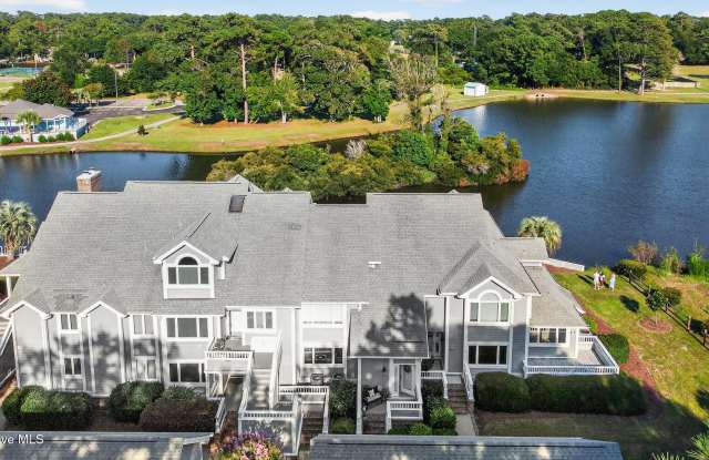 1714 Deerfield Drive SW unit: -1 photos photos