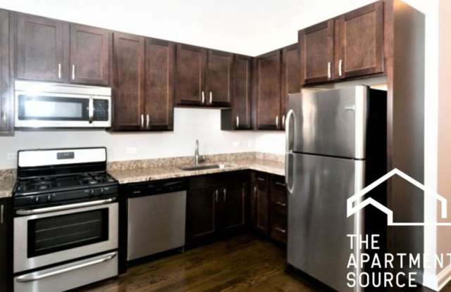 1758 W. Montrose, photos photos