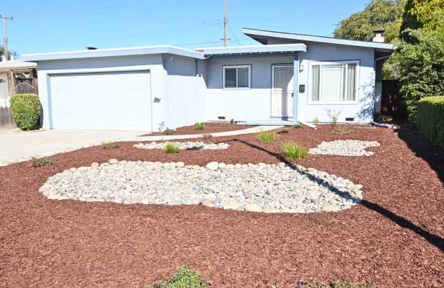 Central Santa Clara Location, 3/2 with AC - 2721 Benton Street, Santa Clara, CA 95051