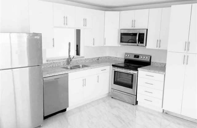 1826-1834 Johnson St - 1826 Johnson St, Hollywood, FL 33020