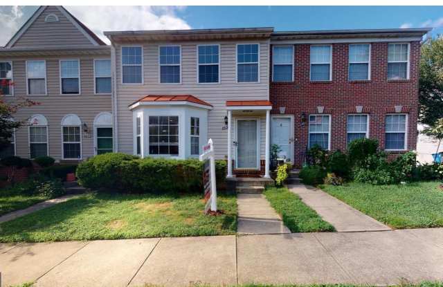 8930 ROYAL ASTOR WAY - 8930 Royal Astor Way, Merrifield, VA 22031