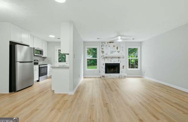 210 Meadow Run Gallery 4