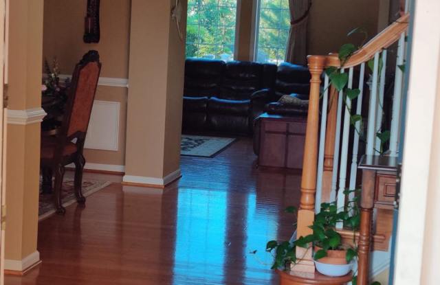 22608 GLEEDSVILLE MANOR DRIVE Gallery 3