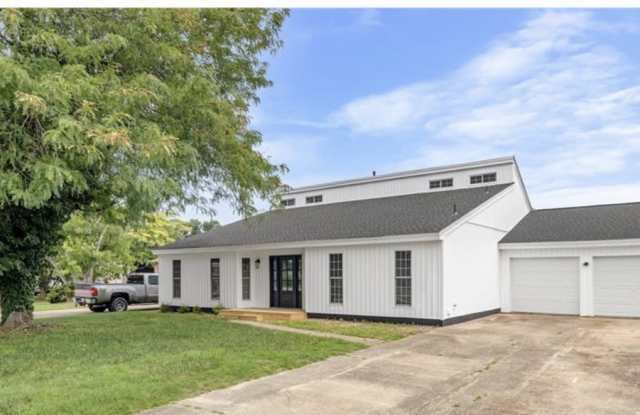 5300 Kempsville Court Gallery 2