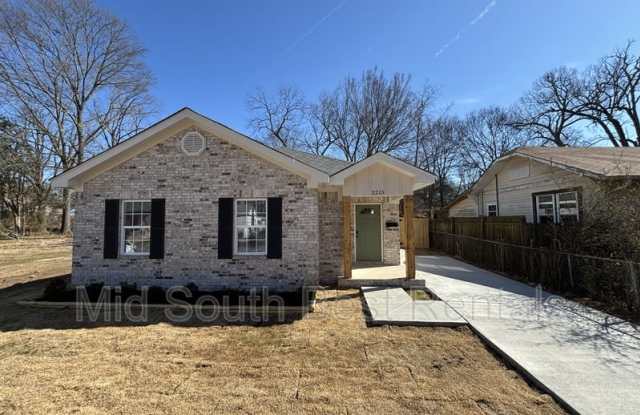 2215 S Valentine St photos photos 2215 S Valentine St photos photos