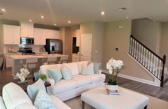 1291 RIBBON Place Gallery 3