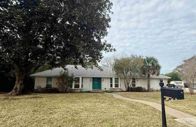 2371 Connell Dr photos photos