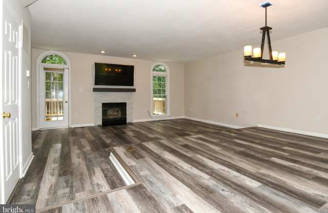 11725 GREAT OWL Circle Gallery 4