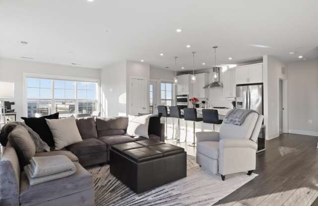 100 SAINT IVES Place unit: 402 photos photos 100 SAINT IVES Place unit: 402 photos photos