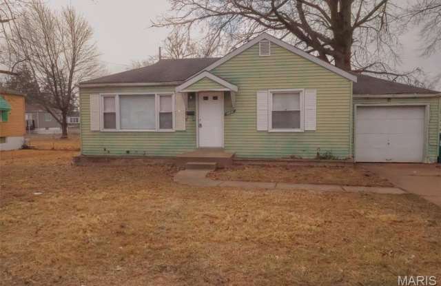 10131 Cabot Drive Gallery 1