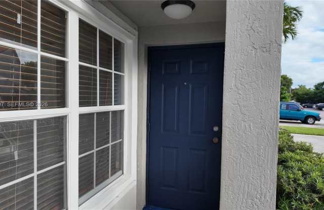 2301 SW 83rd Ave photos photos