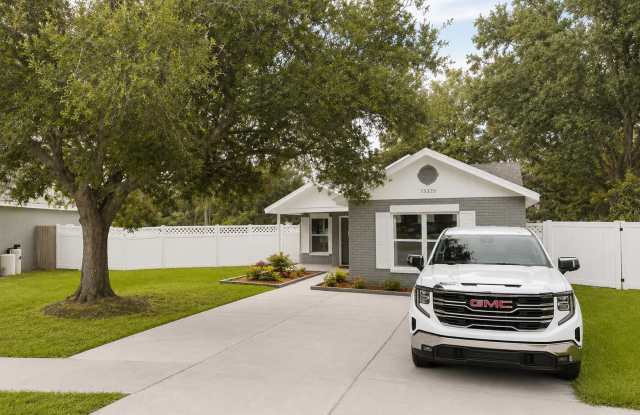 13326 Laraway Dr Gallery 1