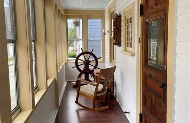 11 BYRNES Street Gallery 2