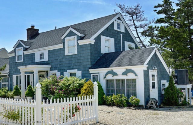 102 Faber Lane - 102 Faber Lane, Ocean County, NJ 08738