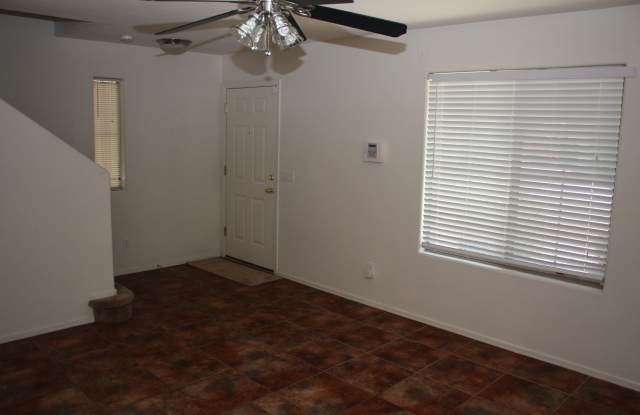 17434 W Ventura St Gallery 3