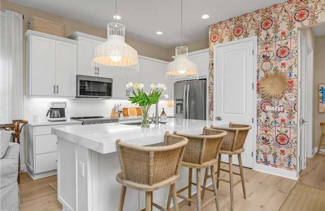 7286 Saona Ct Gallery 4