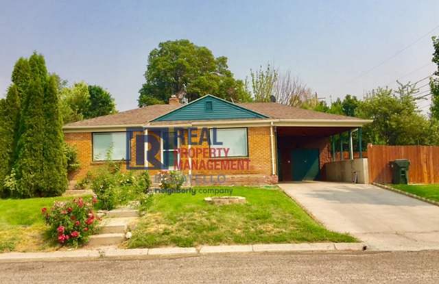 3 bedroom 2 bath home - Dogs negotiable photos photos