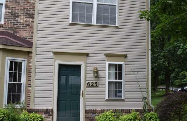 625 Brandon Green Dr Gallery 2
