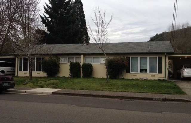 Cute 2-bedroom 1 bath home - 841 W Fairhaven Gallery 4